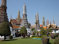 Cung điện ho&agrave;ng gia